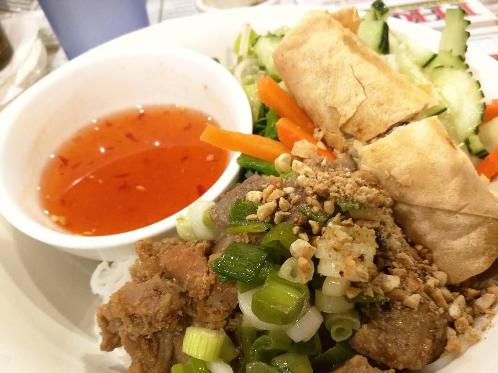 Pho Big Bowl | restaurant | 2248 NW Market St, Seattle, WA 98107, USA | 2065881249 OR +1 206-588-1249