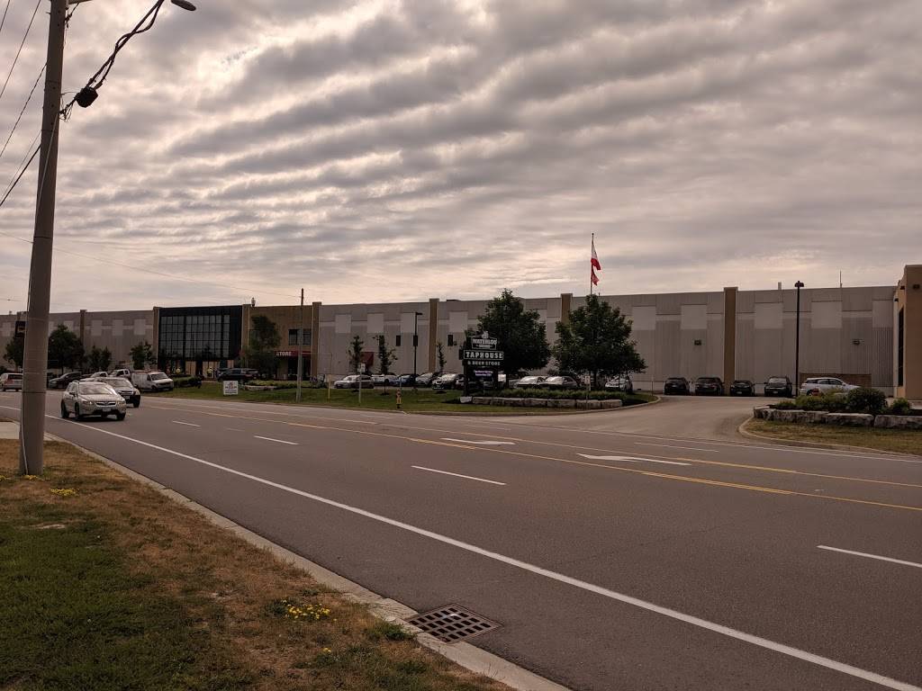 Waterloo Brewing Beer Store | restaurant | 400 Bingemans Centre Dr, Kitchener, ON N2B 3X9, Canada | 5197422732 OR +1 519-742-2732