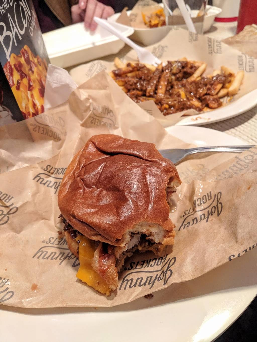 Johnny Rockets | restaurant | 245 Pine Ave #110, Long Beach, CA 90802, USA | 5629831332 OR +1 562-983-1332