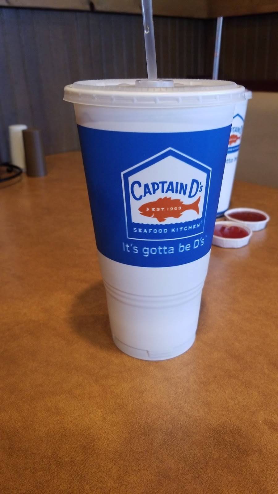 Captain Ds | restaurant | 810 Columbus Pkwy, Opelika, AL 36801, USA | 3347373877 OR +1 334-737-3877