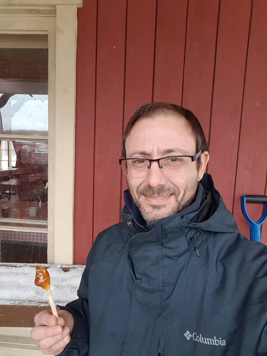 Val Des Rosacees | restaurant | 3300 Montée Robillard, Mirabel, QC J7N 2S4, Canada | 4505981198 OR +1 450-598-1198