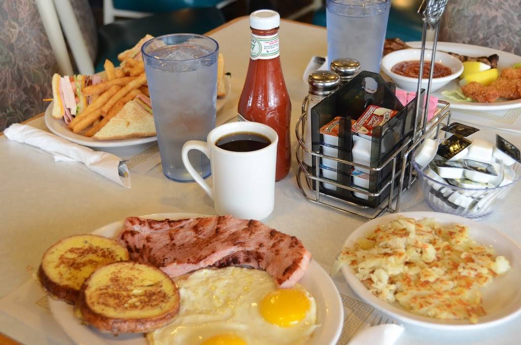 Alpine View Restaurant | restaurant | 1710 S Alpine Rd, Rockford, IL 61108, USA | 8152275400 OR +1 815-227-5400