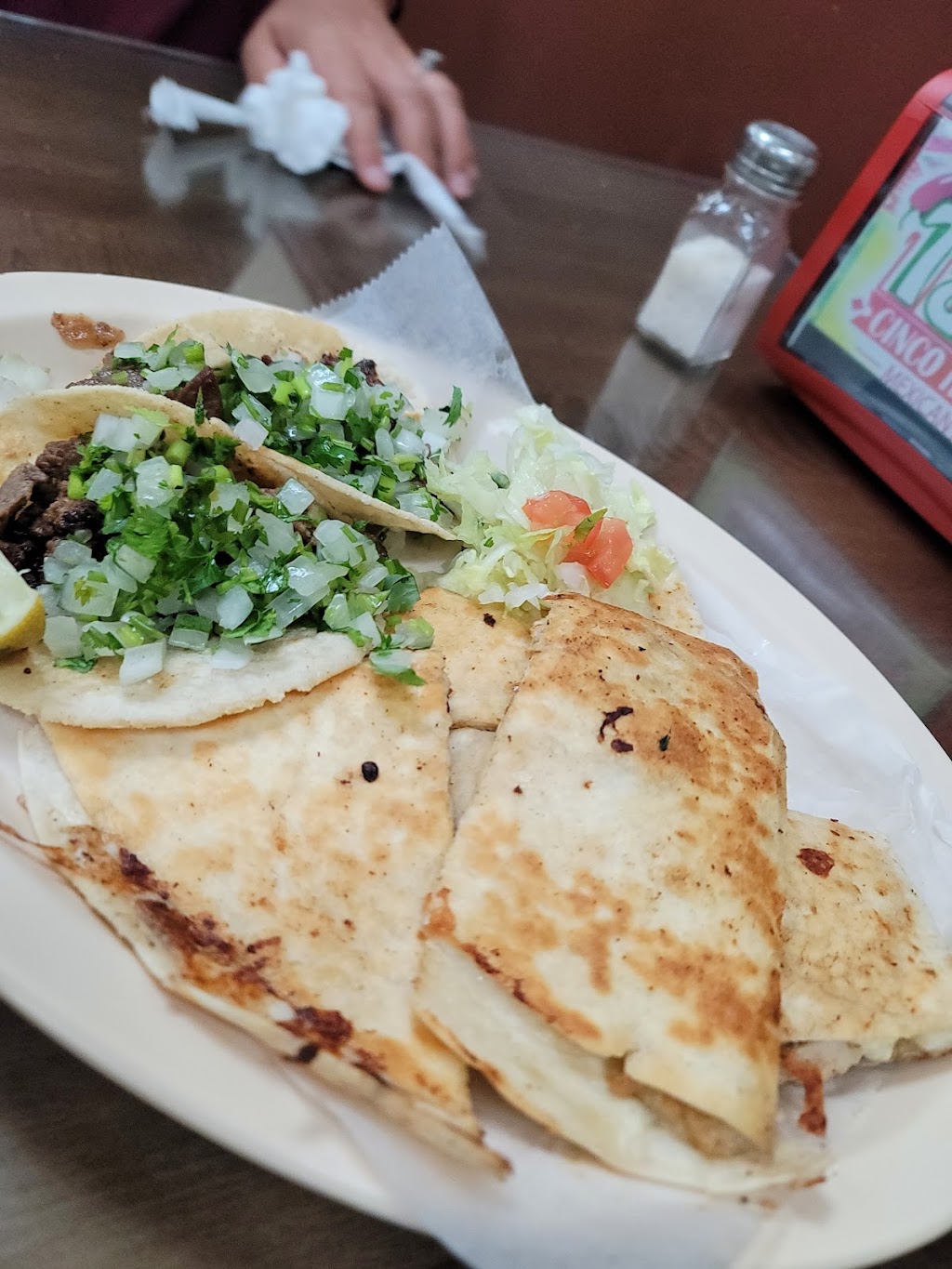 Restaurant cinco hermanos | restaurant | 941 W Palm Dr suite 7/8, Florida City, FL 33034, USA | 7865043360 OR +1 786-504-3360