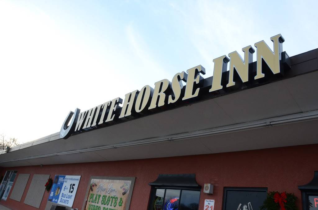 JBD White Horse Inn | restaurant | 348 W Maple St, New Lenox, IL 60451, USA | 8154854848 OR +1 815-485-4848