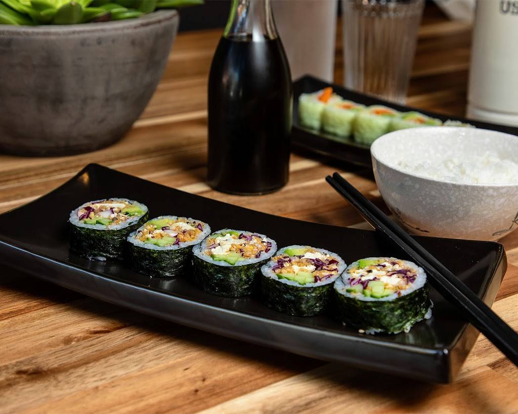 SOUCHi prêt à manger vegan | restaurant | 4986A Chemin Queen Mary, Montréal, QC H3W 1X2, Canada | 5147354543 OR +1 514-735-4543