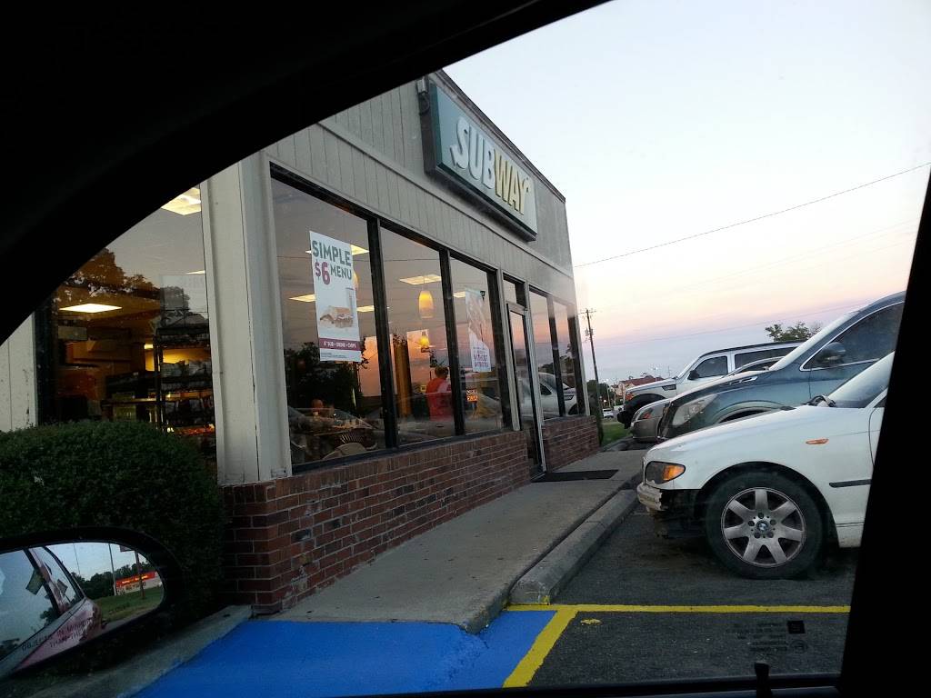 Subway Restaurants | restaurant | 3474 US-84 W, Blackshear, GA 31516, USA | 9124491956 OR +1 912-449-1956