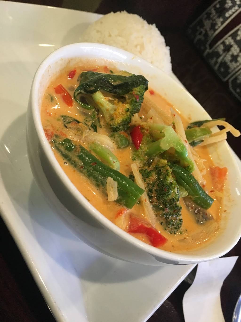 Thai Thai Cuisine | restaurant | 108 Osterville Dr, Holly Springs, NC 27540, USA | 9193035700 OR +1 919-303-5700