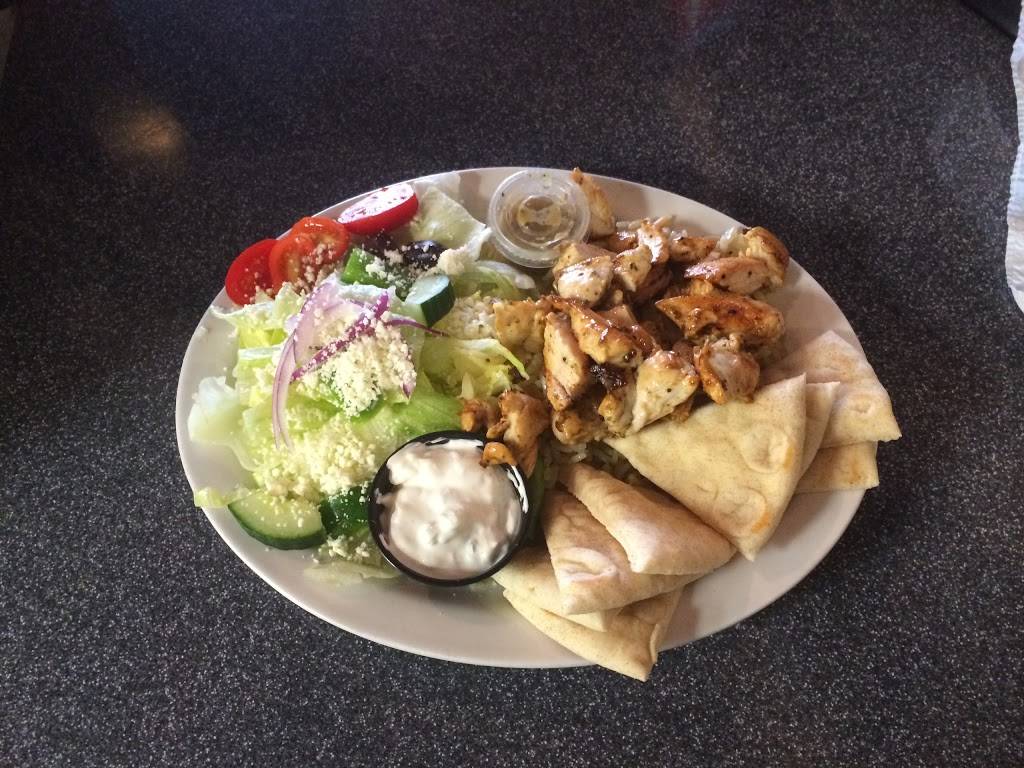 Lou and Harrys Bar/Grill | restaurant | 211 E Grand River Ave, East Lansing, MI 48823, USA | 5176572762 OR +1 517-657-2762