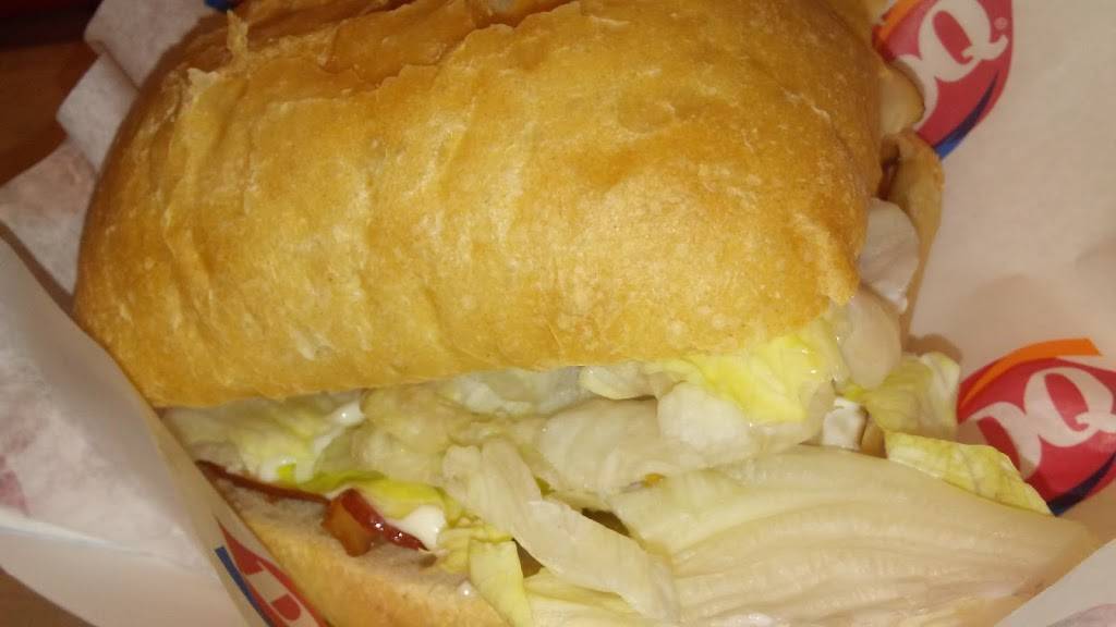 Dairy Queen Grill & Chill | restaurant | 370 Suzanne Dr, Spring Hill, FL 34607, USA | 3526842828 OR +1 352-684-2828