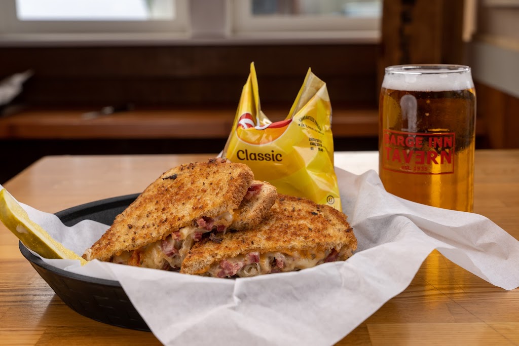 Barge Inn Tavern | restaurant | 358 SW Bay Blvd., Newport, OR 97365, USA | 5412658051 OR +1 541-265-8051