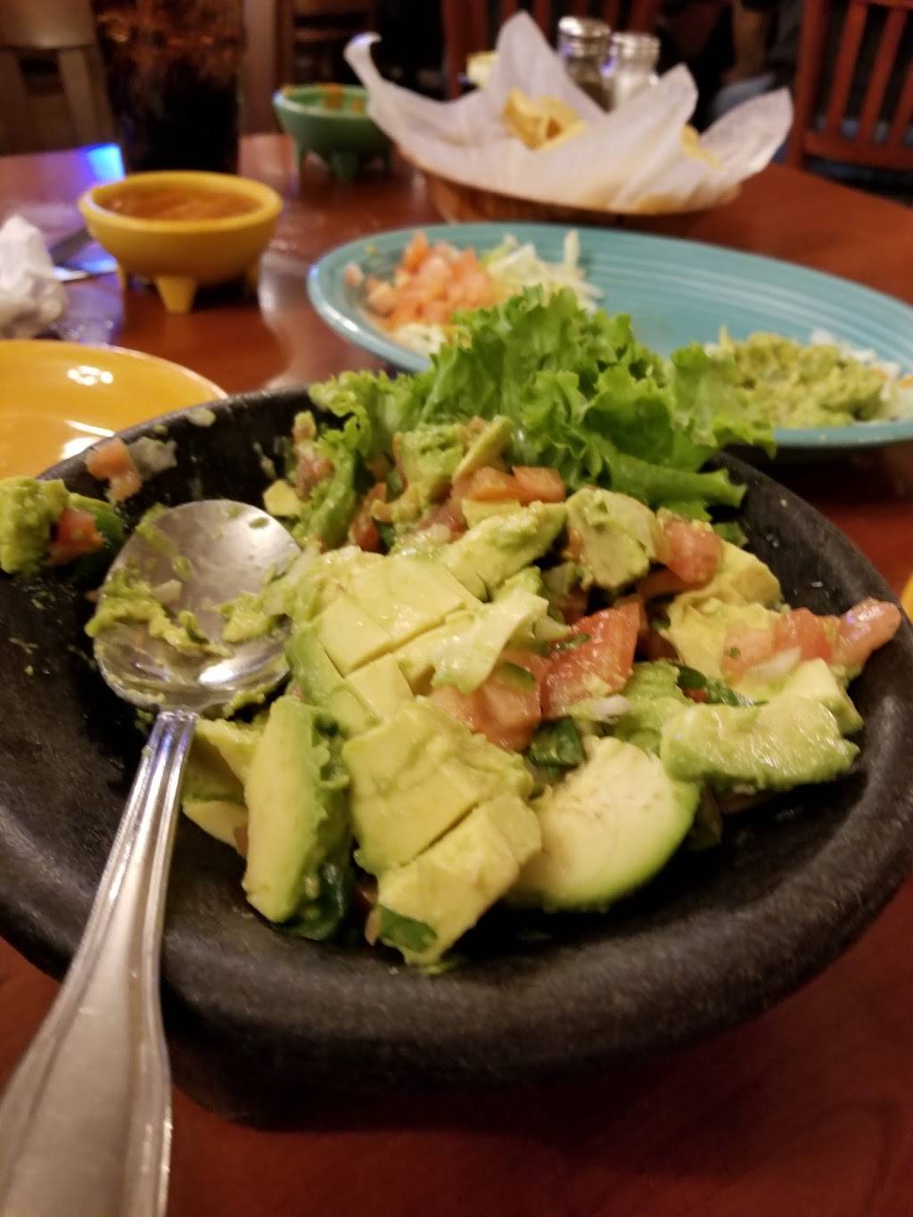 El Bosque Mexican Grill | restaurant | 2101 W Davis St, Conroe, TX 77304, USA | 9365393823 OR +1 936-539-3823