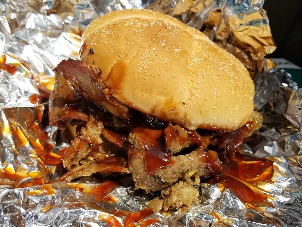 Kretzschys BBQ & Cajun | restaurant | 604 S Unionville Rd, Sebewaing, MI 48759, USA | 9899751373 OR +1 989-975-1373