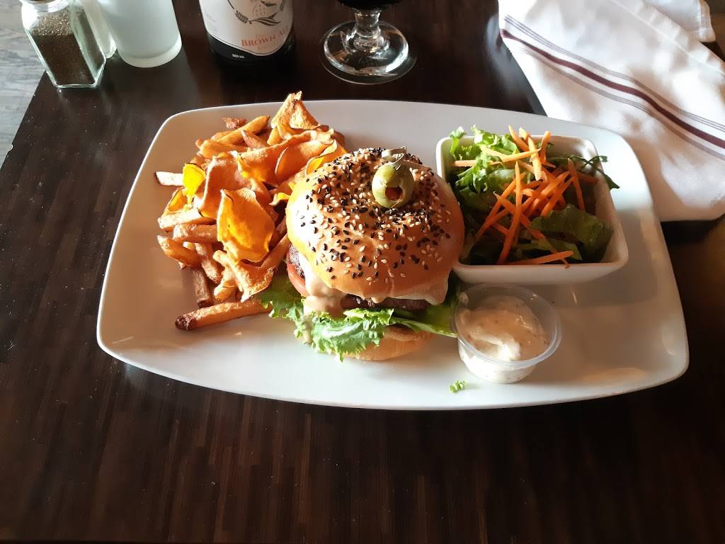 Bières et Compagnie | restaurant | 2285 Chemin Gascon, Terrebonne, QC J6X 4H3, Canada | 4504923339 OR +1 450-492-3339