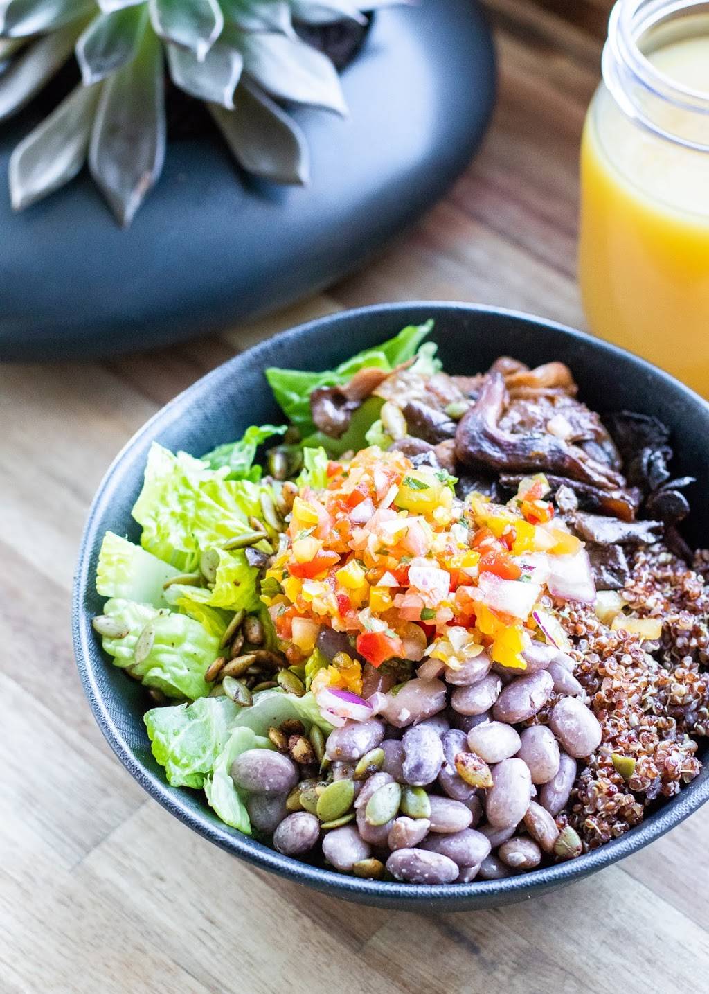 GreenSpace & Go | restaurant | 32867 Woodward Ave, Royal Oak, MI 48073, USA | 2488508500 OR +1 248-850-8500