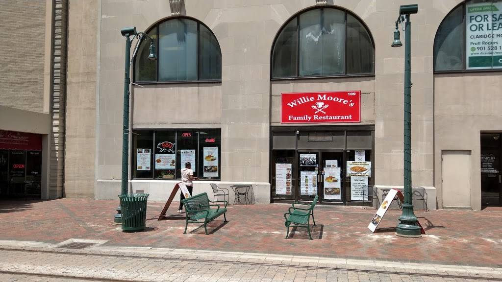 Willie Moores Restaurant | restaurant | 109 N Main St, Memphis, TN 38103, USA | 9015214674 OR +1 901-521-4674