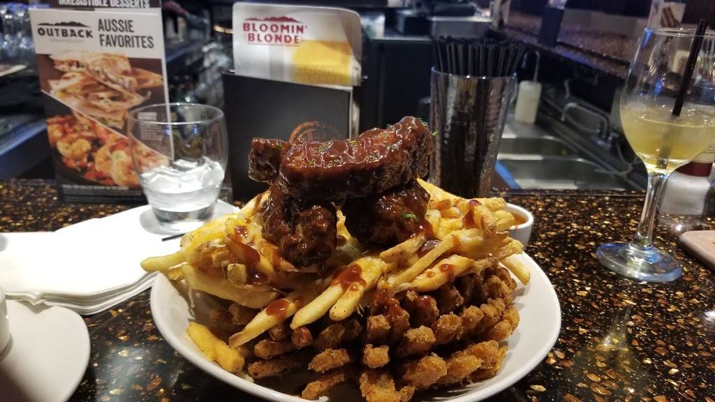 Outback Steakhouse | restaurant | 1515 W 14 Mile Rd, Madison Heights, MI 48071, USA | 2485852064 OR +1 248-585-2064