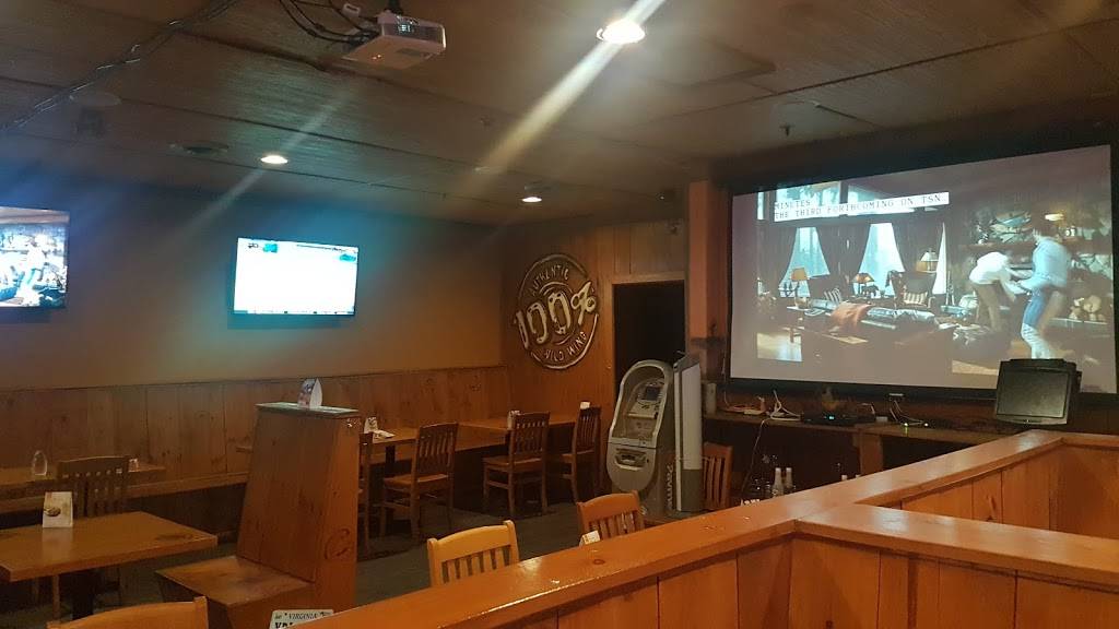 Wild Wing | restaurant | 340, 3 Eagle St W #3, Newmarket, ON L3Y 7M9, Canada | 9058365454 OR +1 905-836-5454