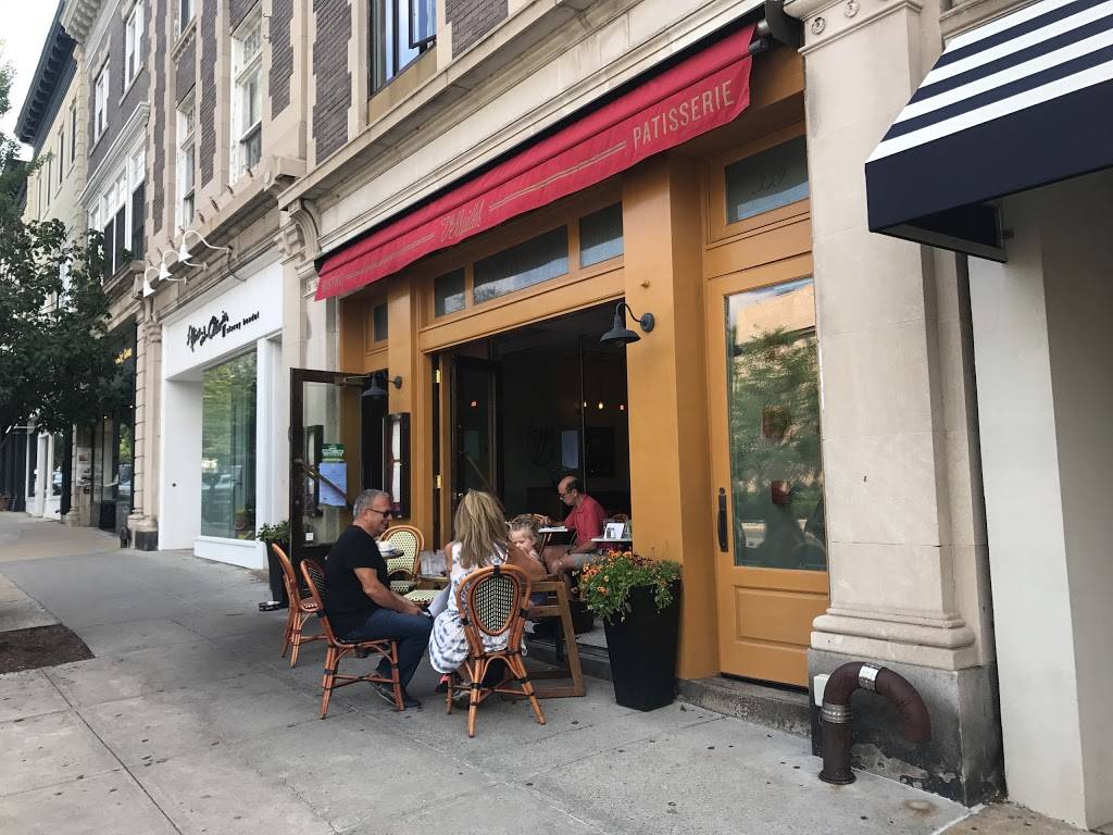 Bistro Versailles | bakery | 339 Greenwich Ave, Greenwich, CT 06830, USA | 2036616634 OR +1 203-661-6634