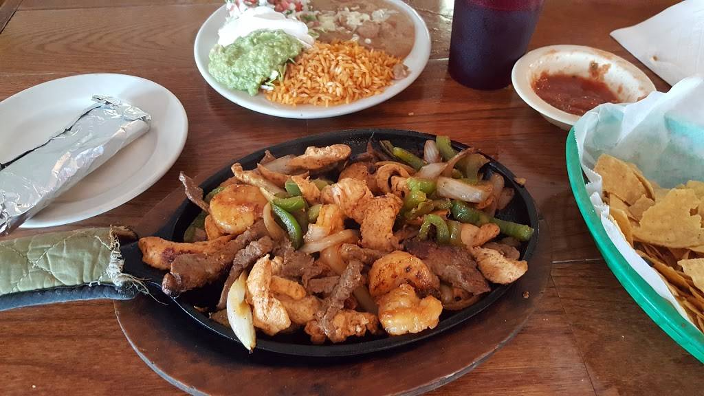 La Salsa Mexican Restaurant | restaurant | 2856 Veterans Memorial Hwy SW, Austell, GA 30168, USA | 7707394666 OR +1 770-739-4666