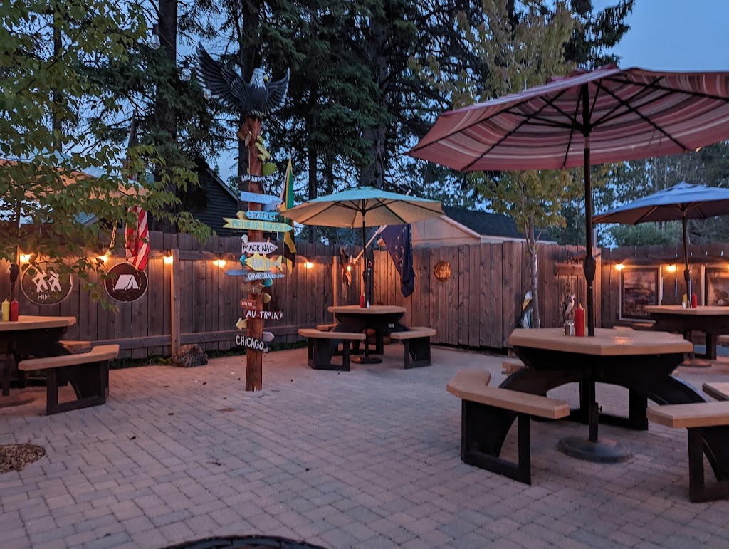 The Duck Pond Eatery and Beer Garden | restaurant | 7974 M-28, Munising, MI 49862, USA | 9063871689 OR +1 906-387-1689