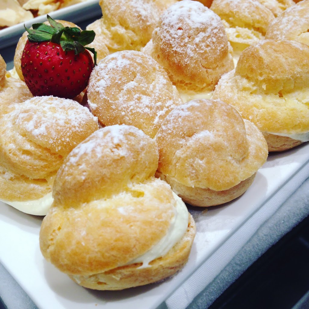 CIRC | restaurant | 1 W Dayton St, Madison, WI 53703, USA | 6082943031 OR +1 608-294-3031