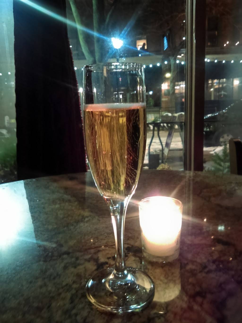 Market Avenue Wine Bar | restaurant | 2521 Market Ave, Cleveland, OH 44113, USA | 2166969463 OR +1 216-696-9463