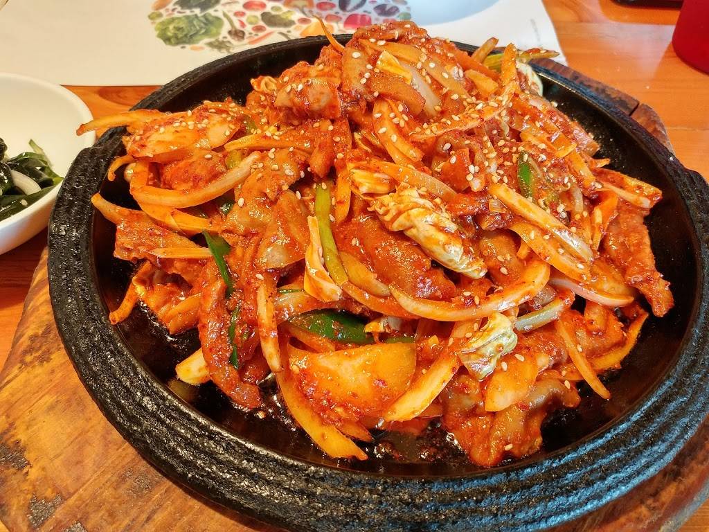 Yetnal Asian Food Service House | restaurant | 10194 Baltimore National Pike, Ellicott City, MD 21042, USA | 4104650040 OR +1 410-465-0040