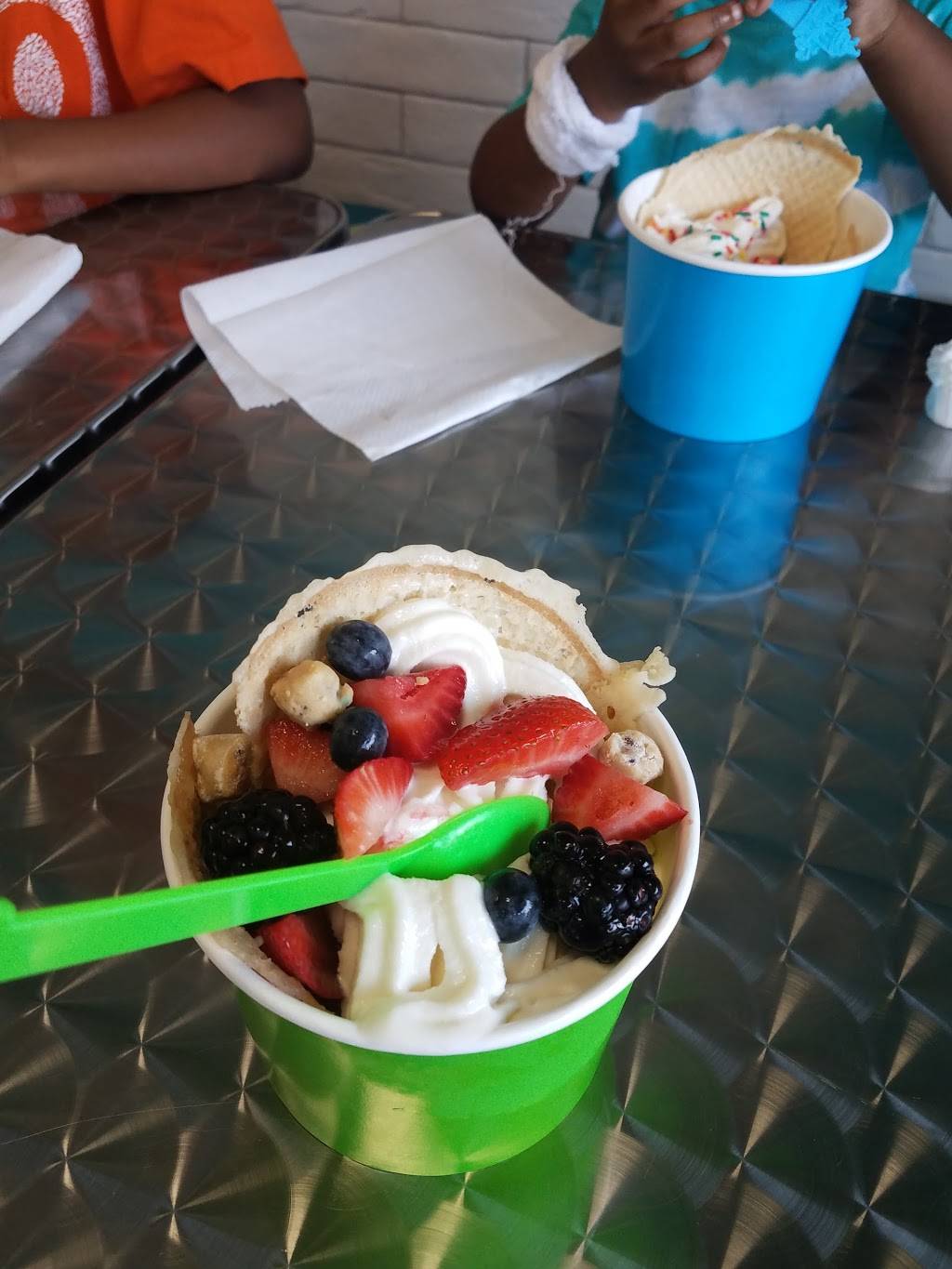 YoJays Yogurt Treats | restaurant | 1105 Main St Suite 401, Forest Park, GA 30297, USA | 6789748071 OR +1 678-974-8071