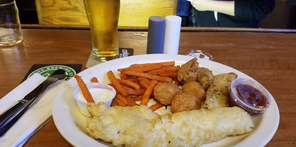 Pinky Lounge | restaurant | 30479 OH-172, East Rochester, OH 44625, USA | 3302231329 OR +1 330-223-1329