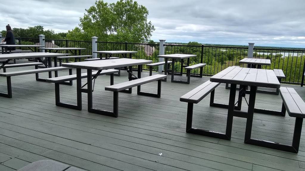 Lakeview Drafthouse | restaurant | 4847 Main St, The Colony, TX 75056, USA | 2143907574 OR +1 214-390-7574