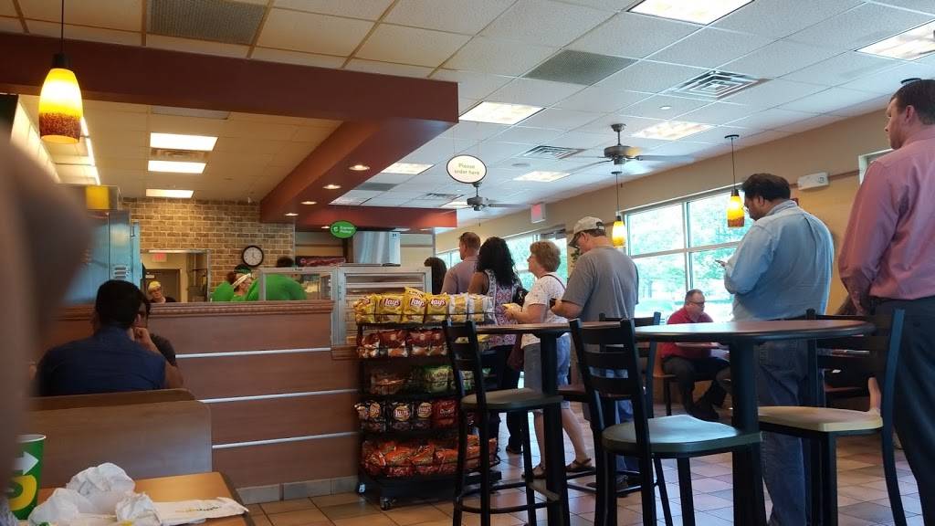 Subway | restaurant | 4320 Westown Pkwy, West Des Moines, IA 50266, USA | 5152236552 OR +1 515-223-6552