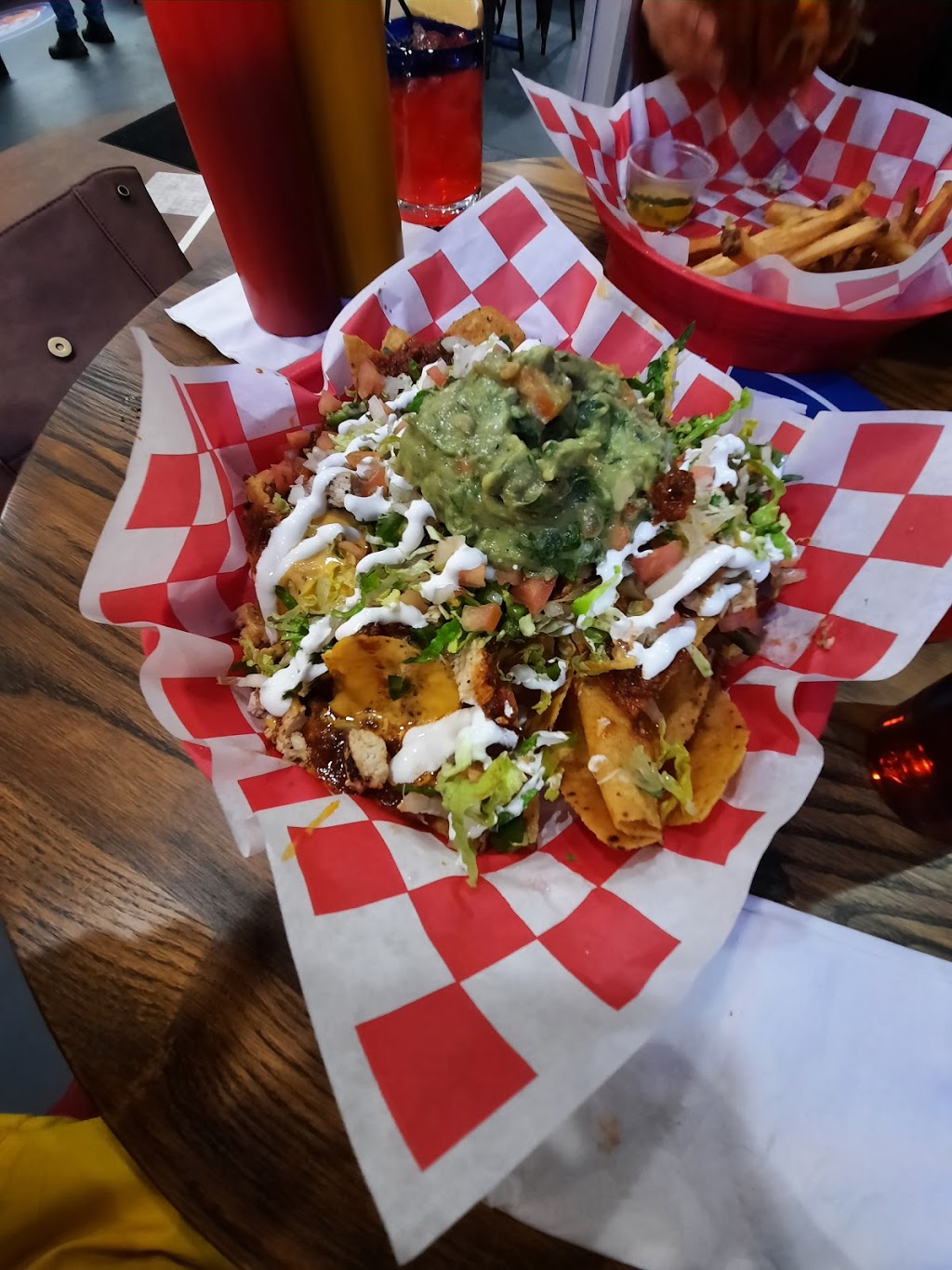 Big League Burgers | restaurant | 3734 W Irving Park Rd, Chicago, IL 60618, USA | 7739617558 OR +1 773-961-7558