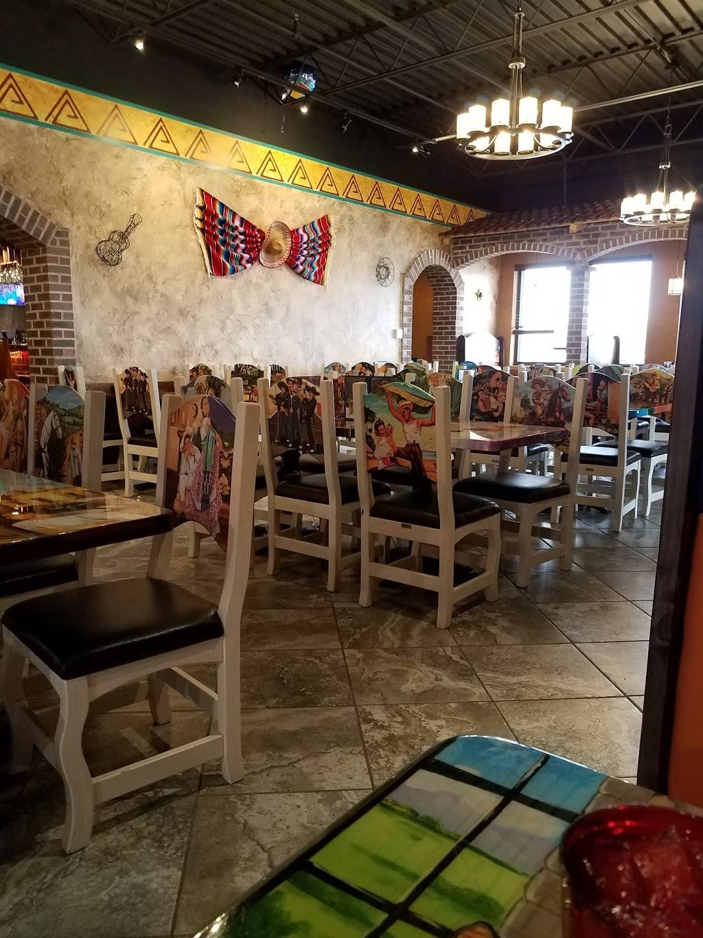 La Fiesta Mexican Restaurant | restaurant | 2090 E Kansas Ave, McPherson, KS 67460, USA | 6202450033 OR +1 620-245-0033