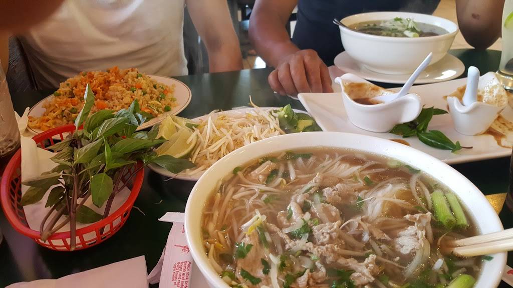 WOK-IN | restaurant | 2394 Newport Blvd, Costa Mesa, CA 92627, USA | 9492876785 OR +1 949-287-6785