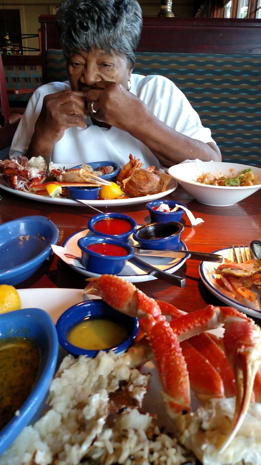 Red Lobster | restaurant | 1179 N St Augustine Rd, Valdosta, GA 31601, USA | 2292447587 OR +1 229-244-7587