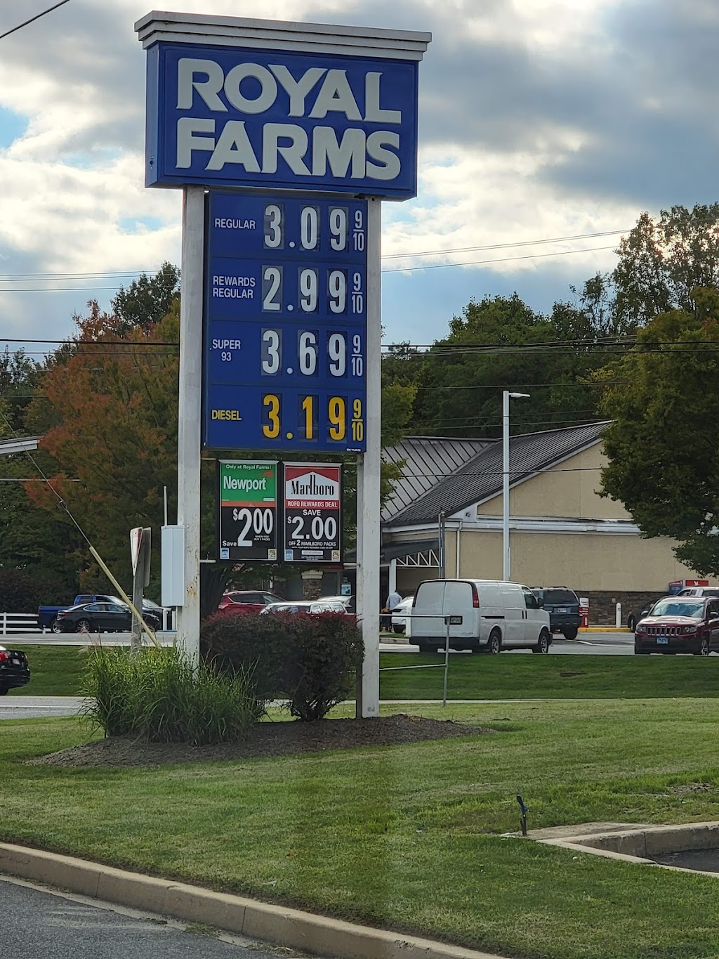 Royal Farms | meal takeaway | 3606 Conowingo Rd, Street, MD 21154, USA | 4104571000 OR +1 410-457-1000