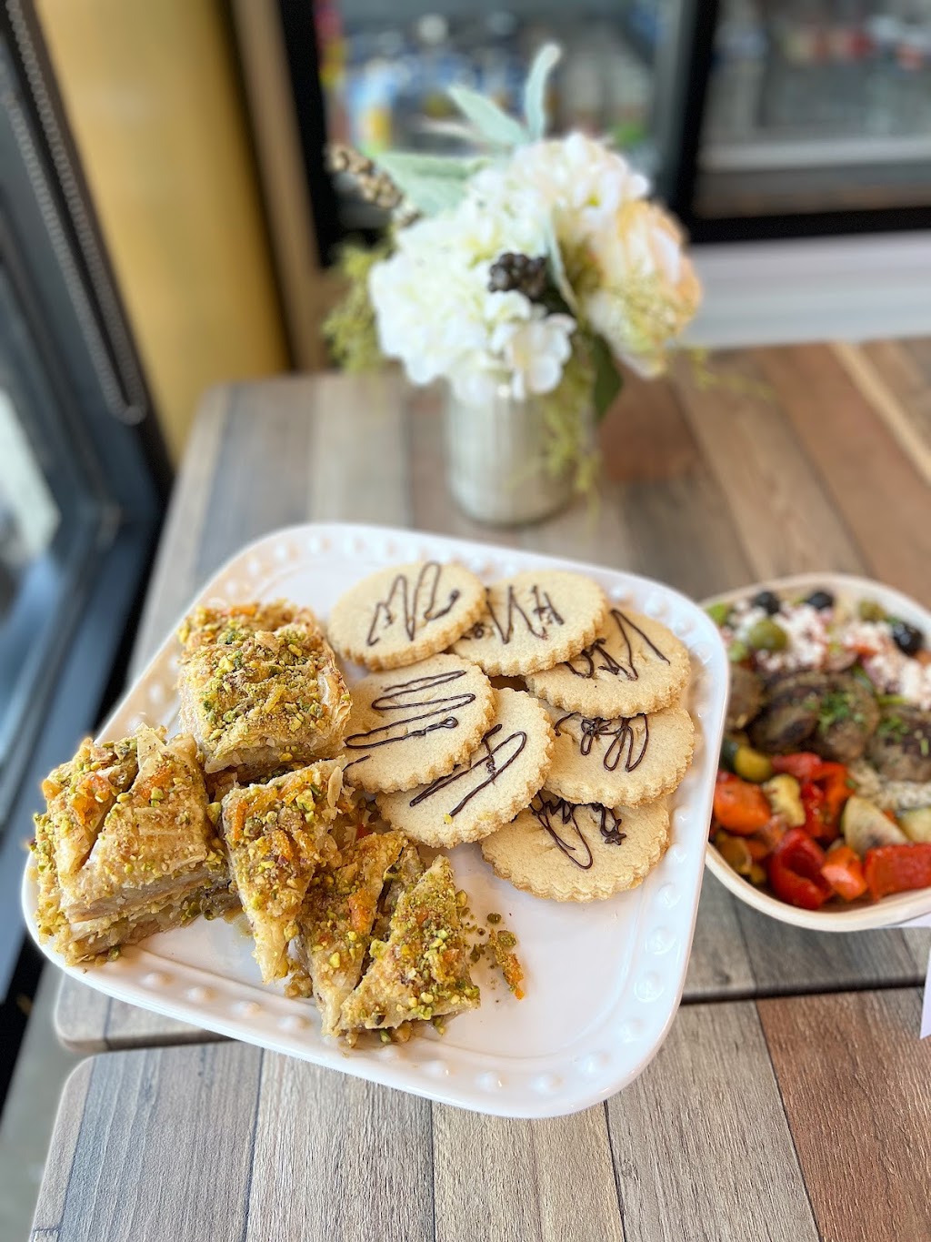 Zesty Olives Mediterranean Grill - Irvine | restaurant | 2750 Alton Pkwy Unit 131, Irvine, CA 92606, USA | 9497741518 OR +1 949-774-1518