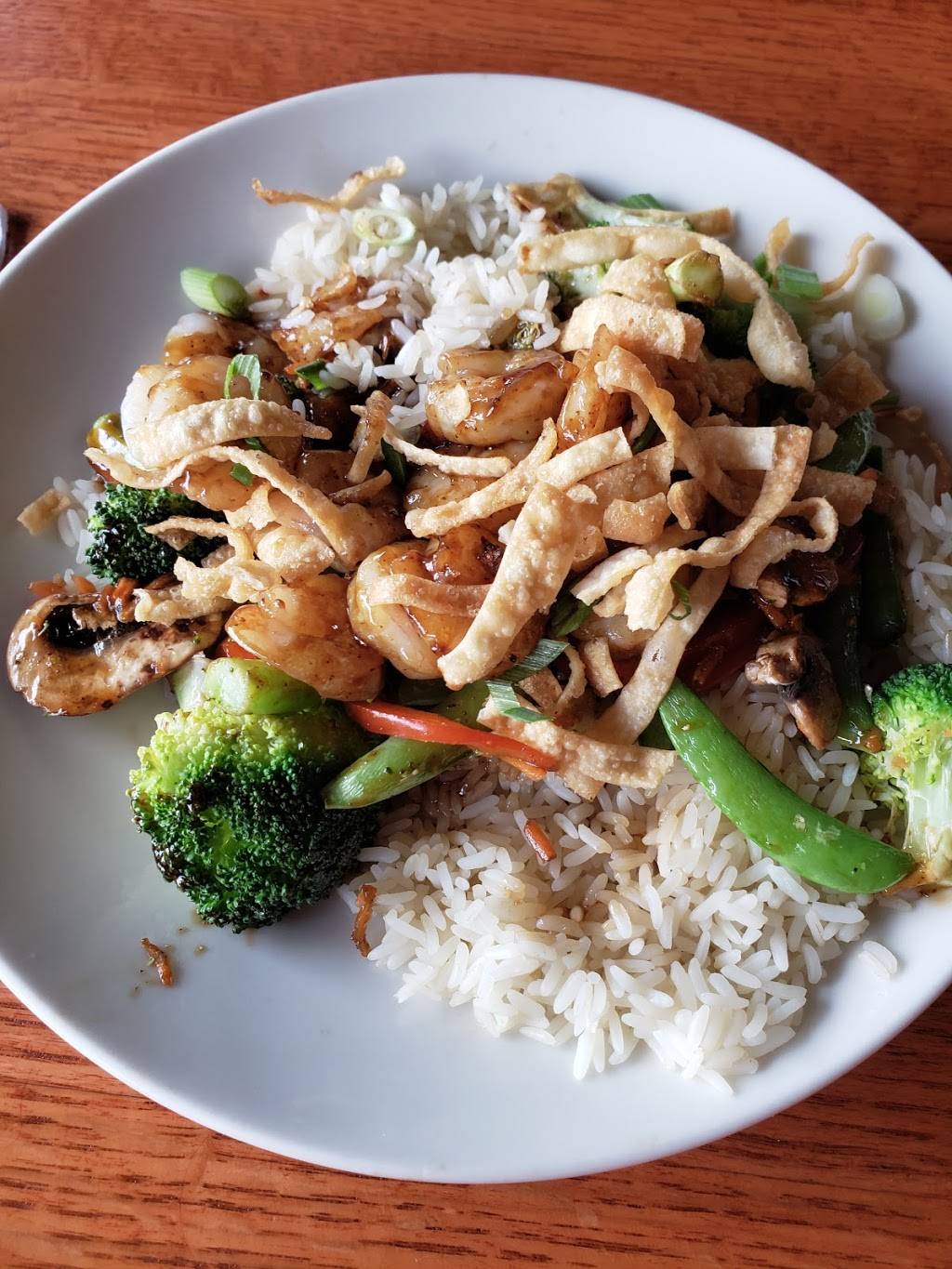 Applebees | restaurant | 326 Bayfield St, Barrie, ON L4M 3B9, Canada | 7057398597 OR +1 705-739-8597