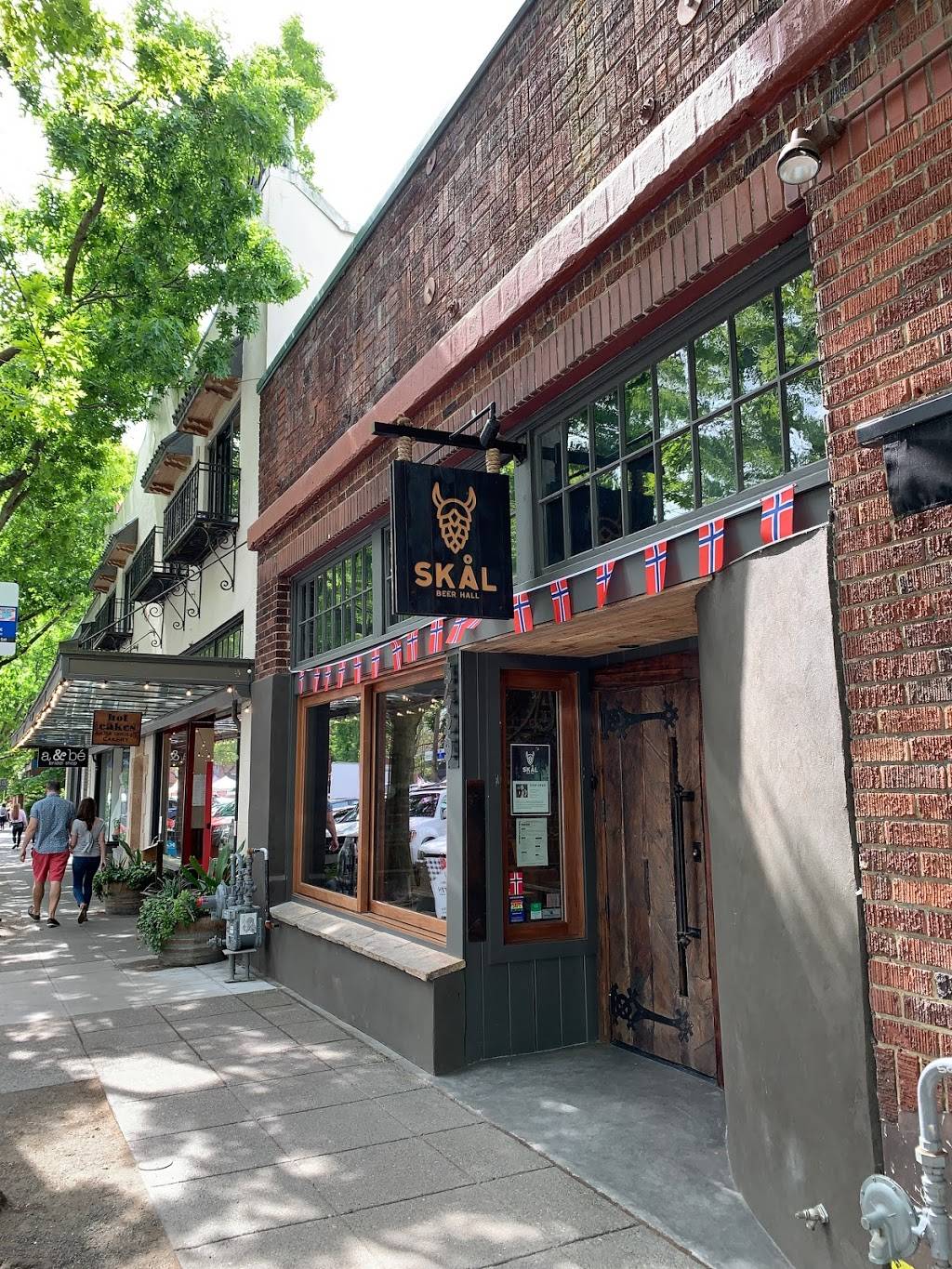 Skål Beer Hall | restaurant | 5429 Ballard Ave NW, Seattle, WA 98107, USA | 2068299615 OR +1 206-829-9615