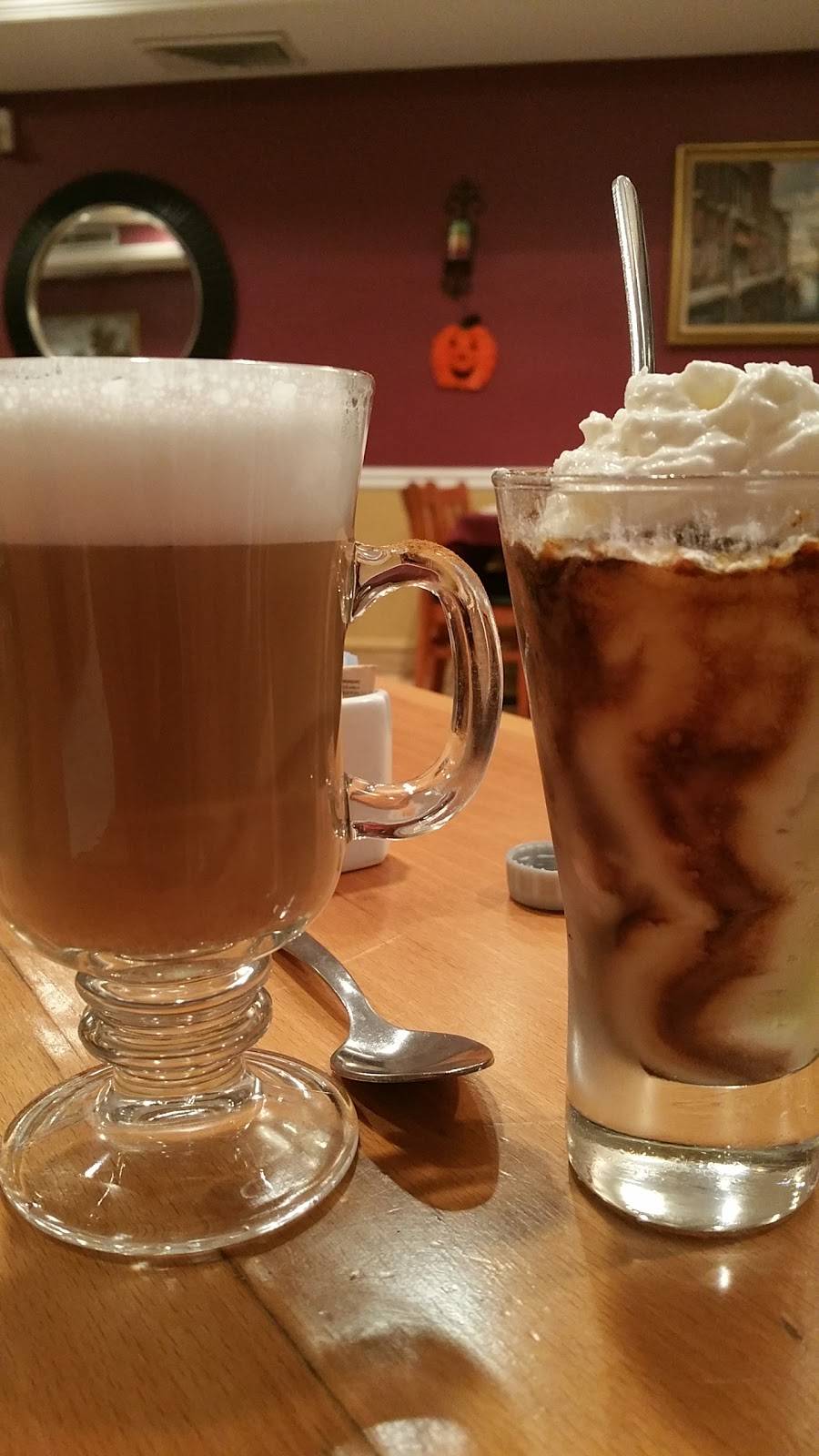 Captains | restaurant | 1056 Morris Park Ave, Bronx, NY 10461, USA | 7188245036 OR +1 718-824-5036