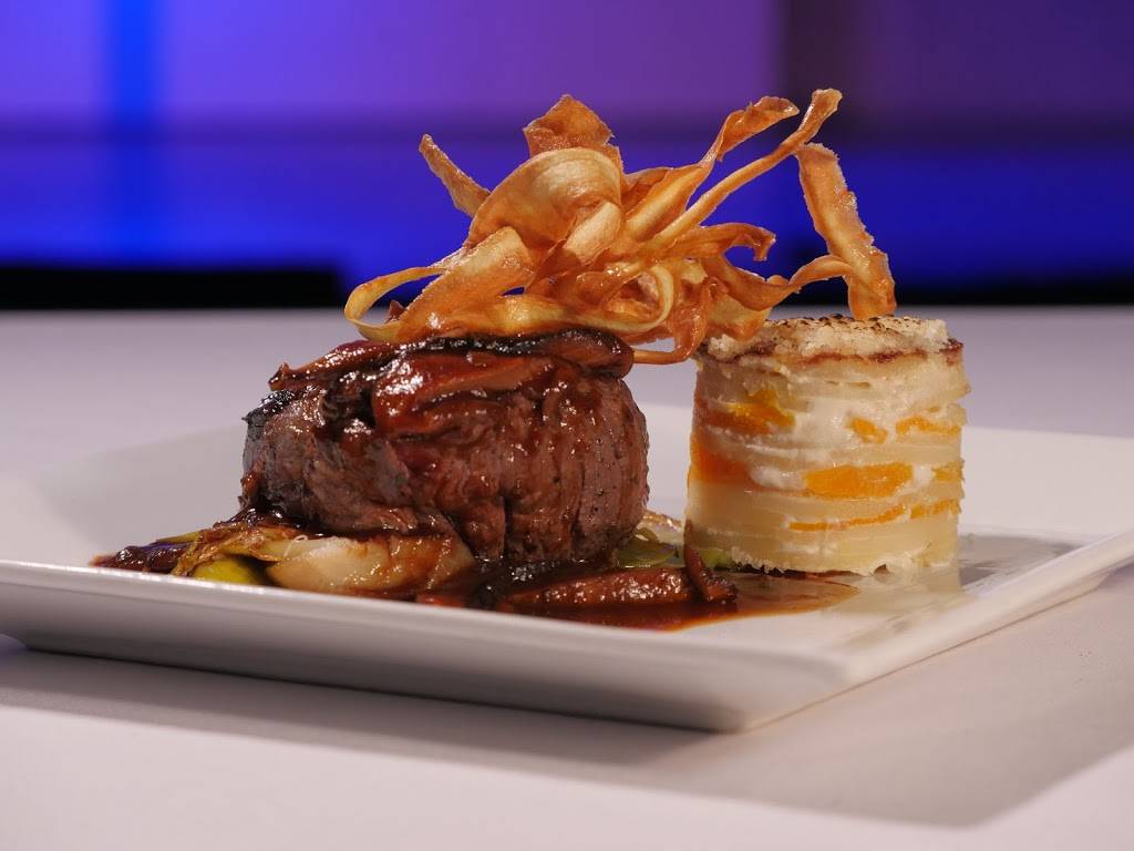 Roger Rockas Dinner Theater | restaurant | 1226 N Wishon Ave, Fresno, CA 93728, USA | 5592669494 OR +1 559-266-9494