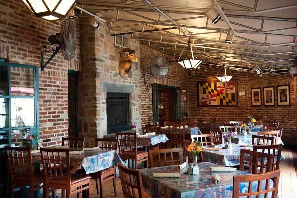 Rams Head Tavern | restaurant | 33 West St, Annapolis, MD 21401, USA | 4102684545 OR +1 410-268-4545
