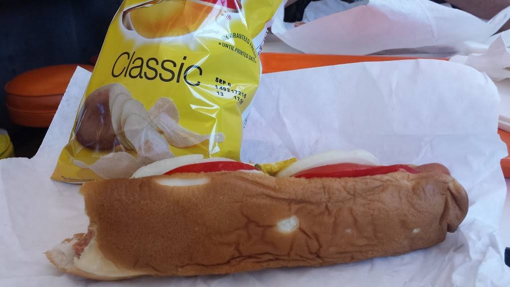 Caspers Hot Dogs - Dublin | restaurant | 6998 Village Pkwy, Dublin, CA 94568, USA | 9258282224 OR +1 925-828-2224