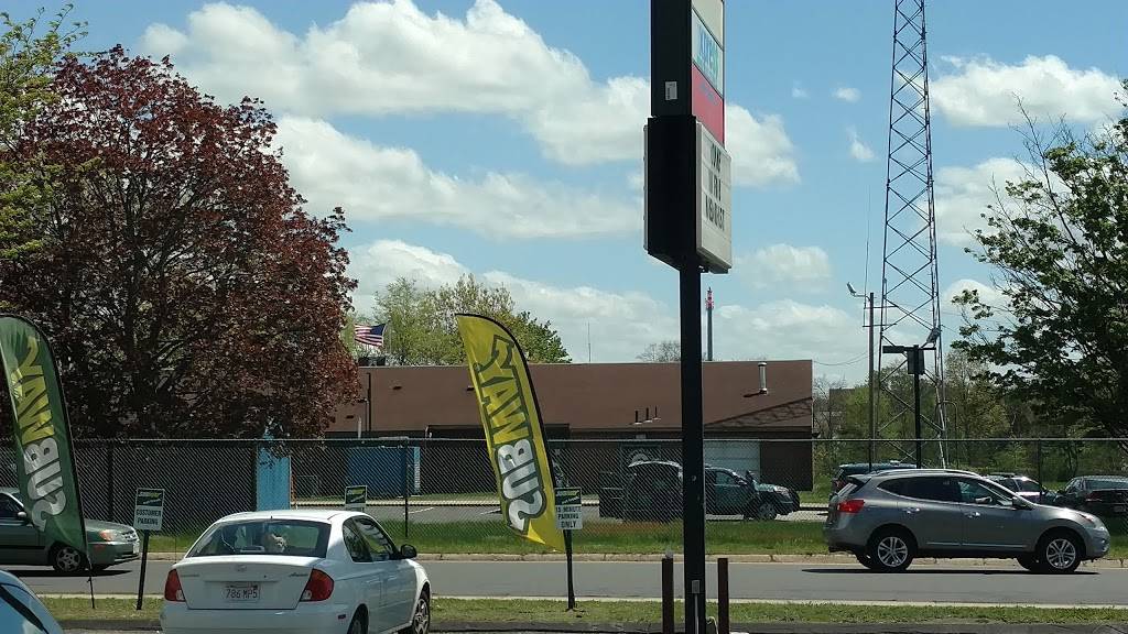 Subway | restaurant | 405 Armory St, Springfield, MA 01104, USA | 4137340200 OR +1 413-734-0200