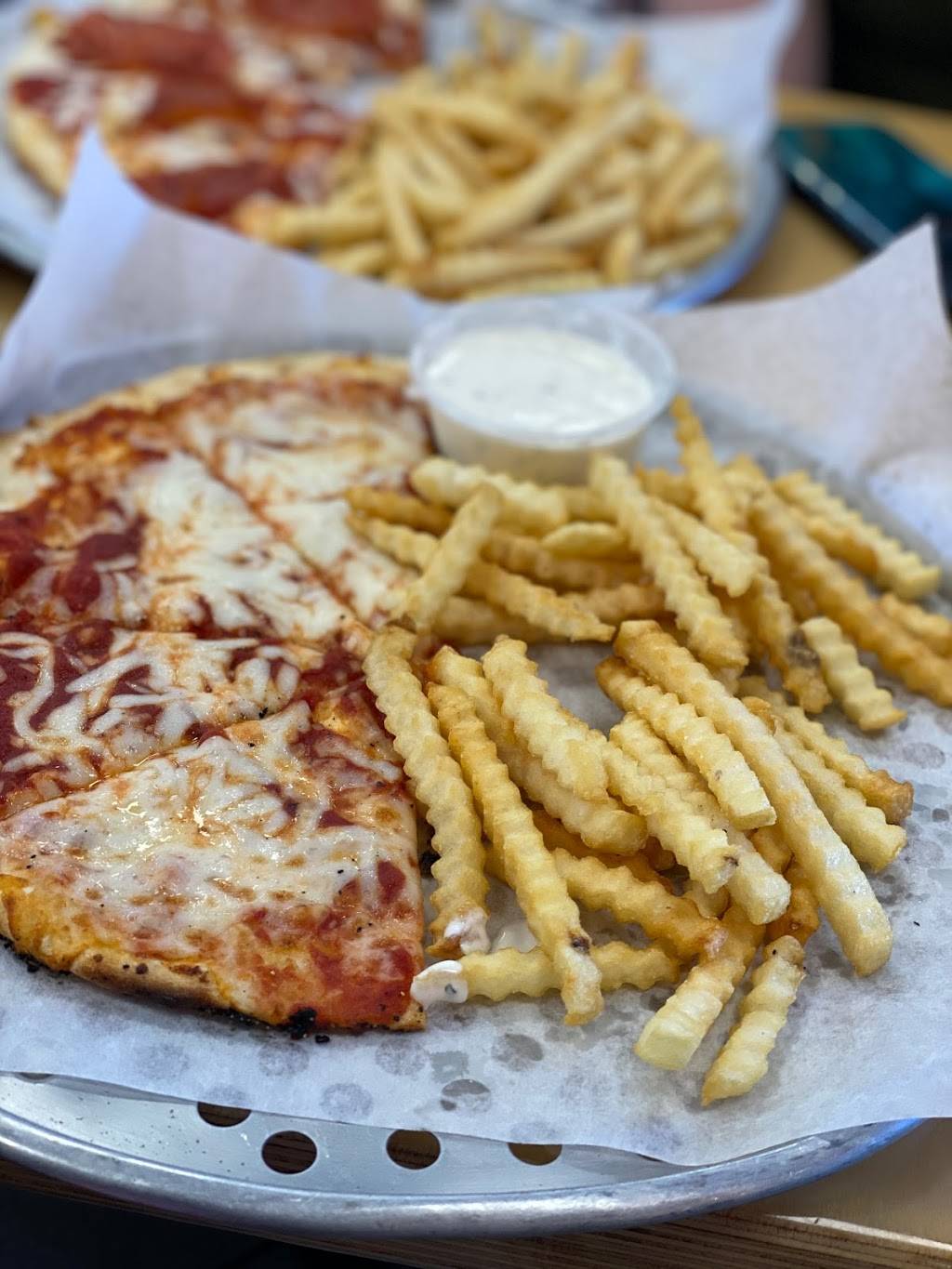 Slice and Ice | restaurant | 1905 W Grant Rd, Tucson, AZ 85745, USA | 5202747276 OR +1 520-274-7276