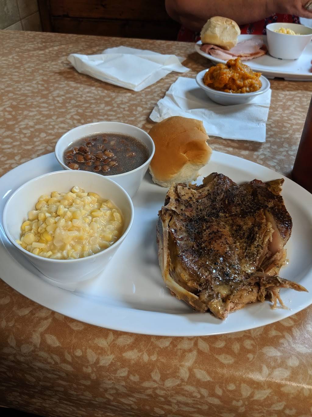 Bowmans Restaurant | restaurant | 868 County Line Rd, Resaca, GA 30735, USA | 7066243255 OR +1 706-624-3255