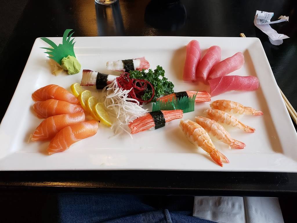 Omi Sushi | restaurant | 3206 Sycamore Rd, DeKalb, IL 60115, USA | 8155170098 OR +1 815-517-0098