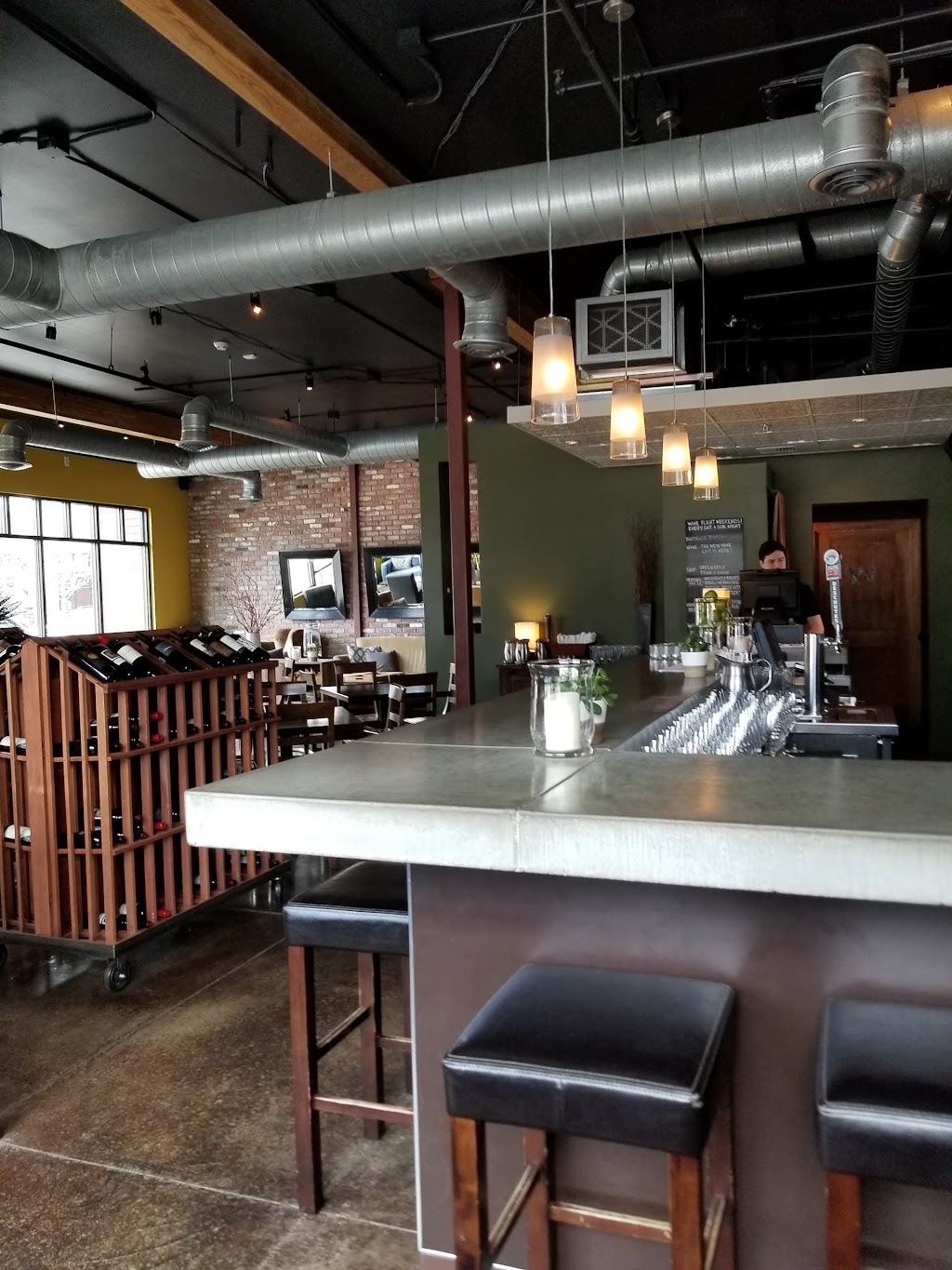 Portello Wine Cafe | restaurant | 2754 NW Crossing Dr # 104, Bend, OR 97701, USA | 5413851777 OR +1 541-385-1777