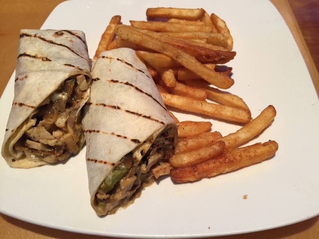 Castaways Sports Bar & Grill | restaurant | 504 N Alafaya Trail Suite 102, Orlando, FL 32828, USA | 4073775895 OR +1 407-377-5895