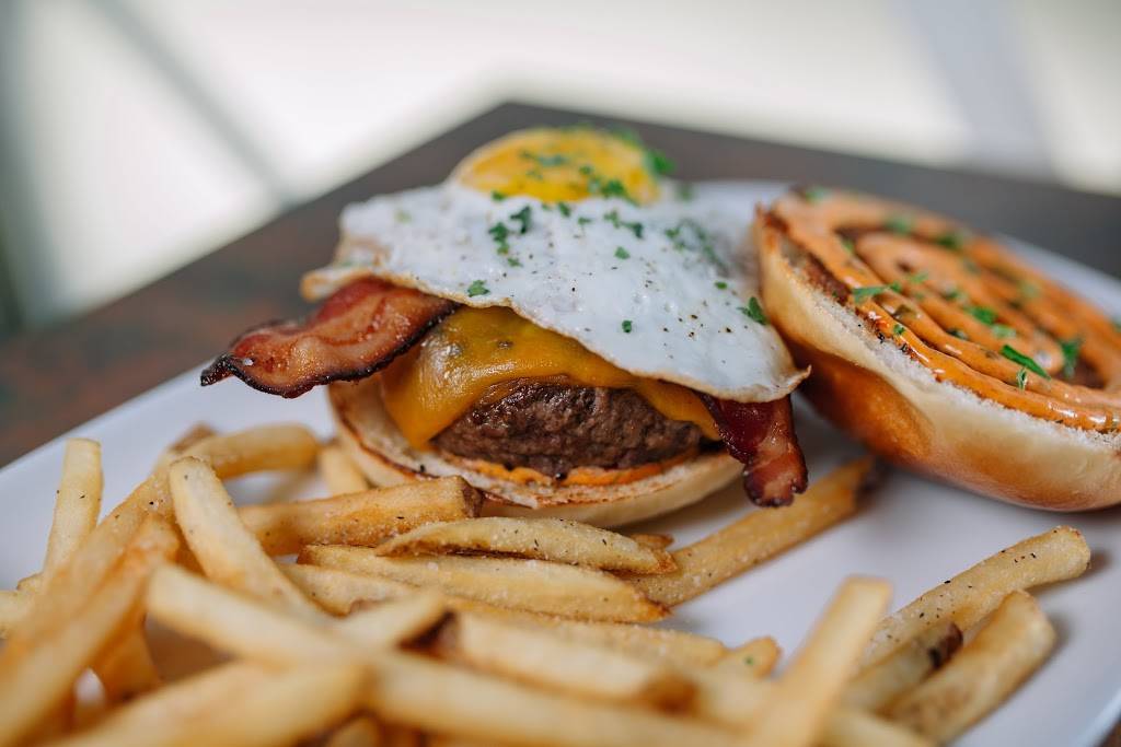 Twisted Rooster Chesterfield | meal takeaway | 45225 Marketplace Blvd, Chesterfield Township, MI 48051, USA | 5869491470 OR +1 586-949-1470